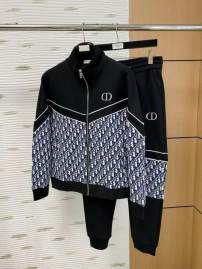 Picture of Dior Sweater Suits _SKUDiorM-3XLkdtr23138499